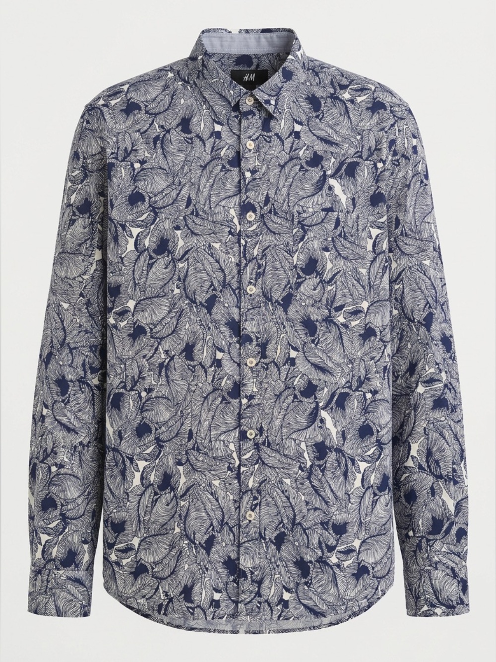 H&M Men’s Navy and White Leaf-Print Button-Down Shirt